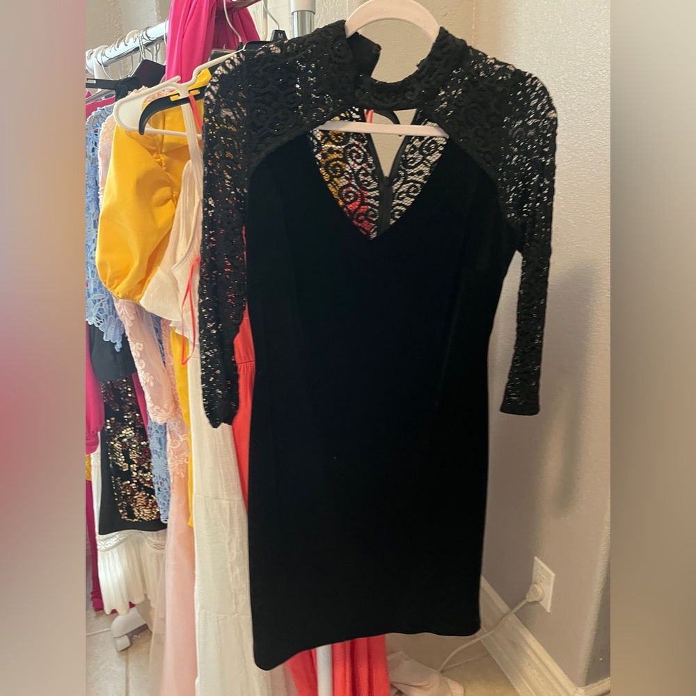 Elegant Black Lace Dress